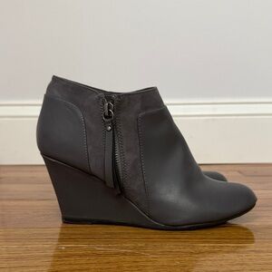 Women's Gray Wedge Ankle Boots